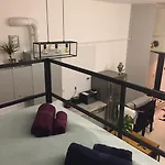 Lazar Budapest
